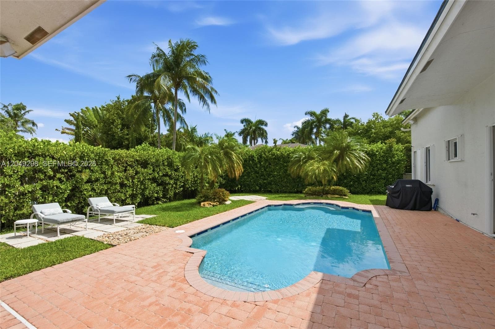 2542 Eagle Run Dr, Weston, FL 33327 photo 2