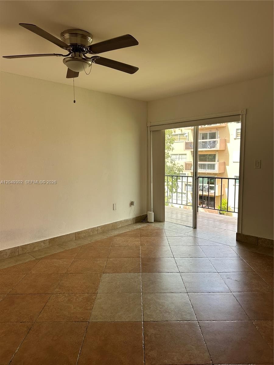399 NW 72nd Ave # 310, Miami, FL 33126 photo 4