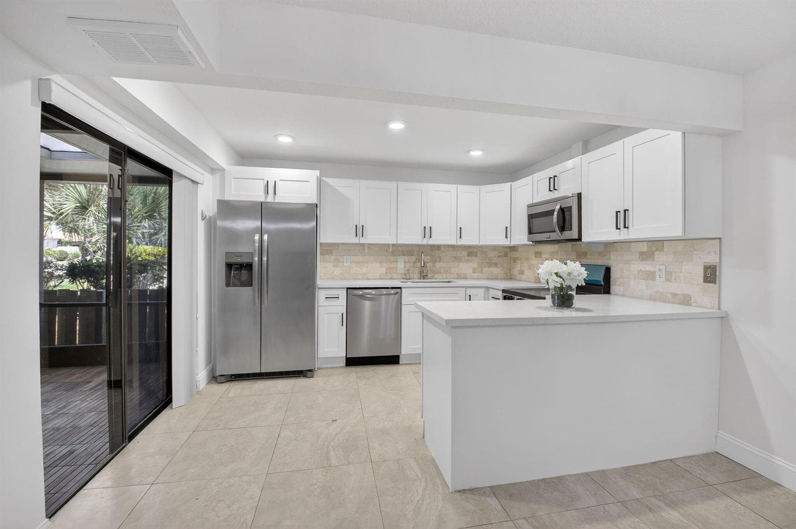 717 NW 29th Avenue # B, Delray Beach, FL 33445 photo 2
