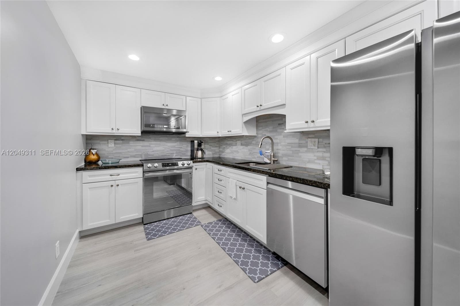 4250 Galt Ocean Dr # 1J, Fort Lauderdale, FL 33308 photo 2