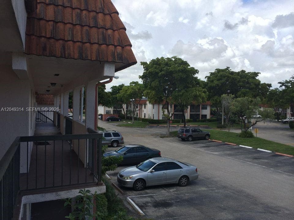 861 NE 207th Ln # 104-14, Miami, FL 33179