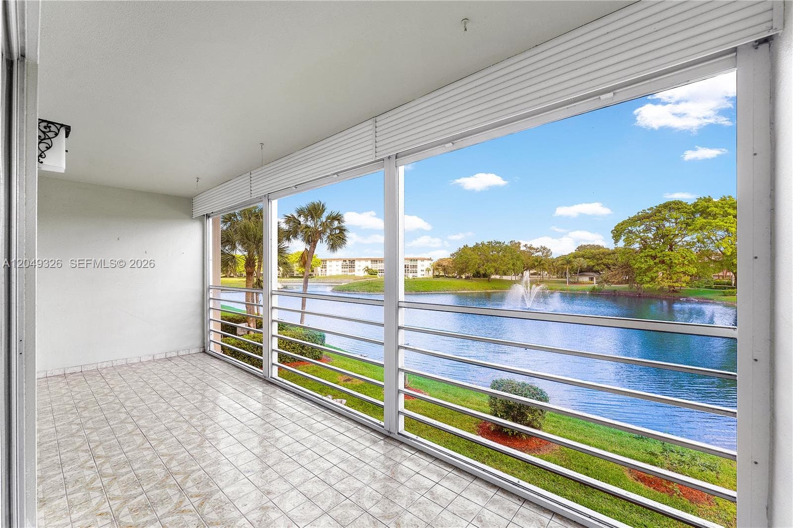 4301 Martinique Cir # H2, Coconut Creek, FL 33066 photo 2