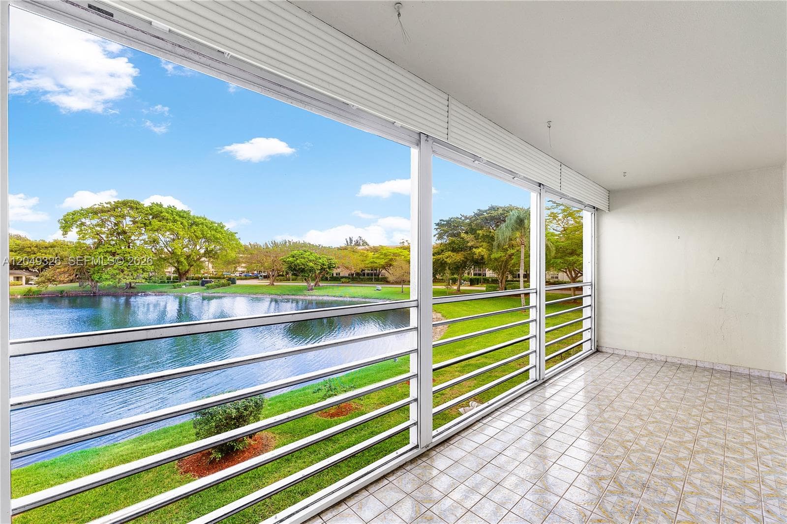 4301 Martinique Cir # H2, Coconut Creek, FL 33066 photo 3