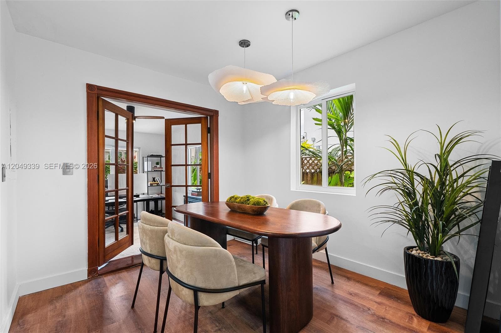 642 86th St, Miami Beach, FL 33141 photo 4