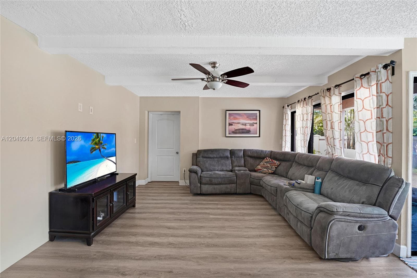 8650 SW 57th Ct, Cooper City, FL 33328 photo 5