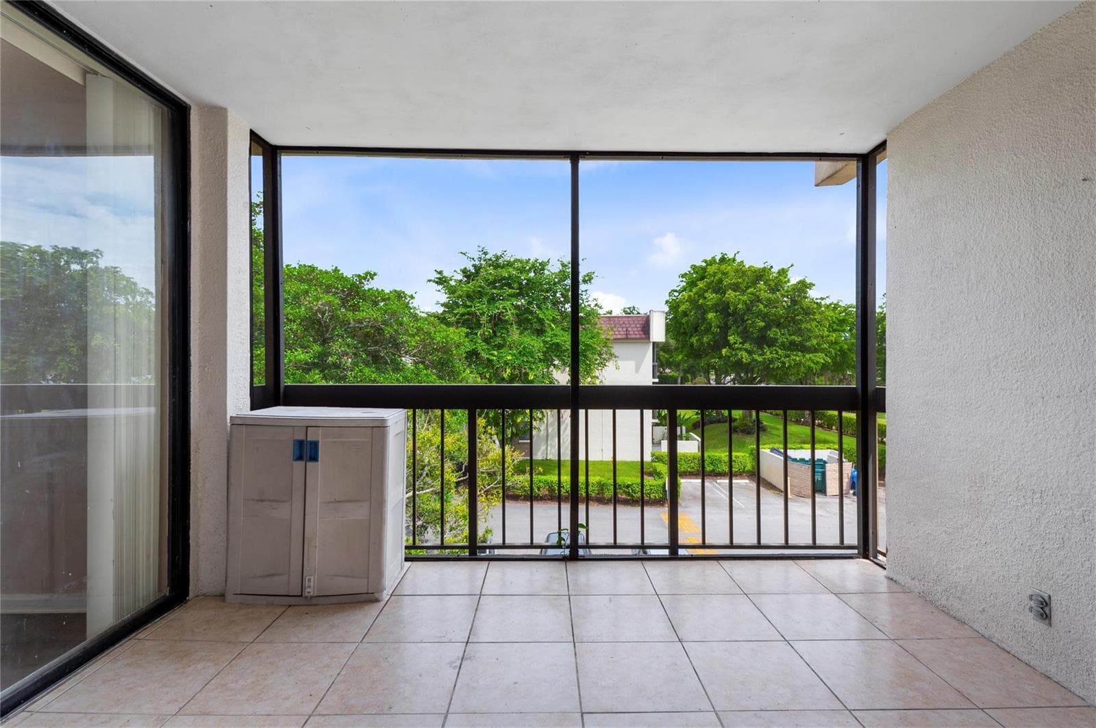 8429 Forest Hills Drive # 304, Coral Springs, FL 33065 photo 2