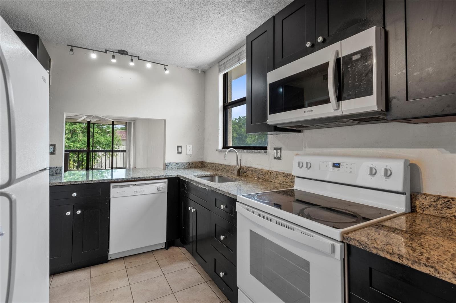 8429 Forest Hills Drive # 304, Coral Springs, FL 33065 photo 3