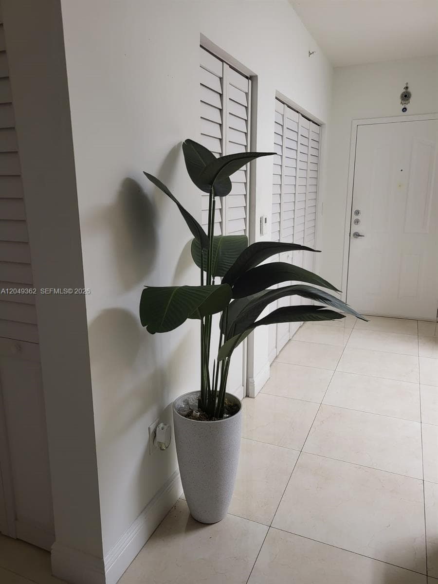 5099 NW 7th St # 205, Miami, FL 33126 photo 4