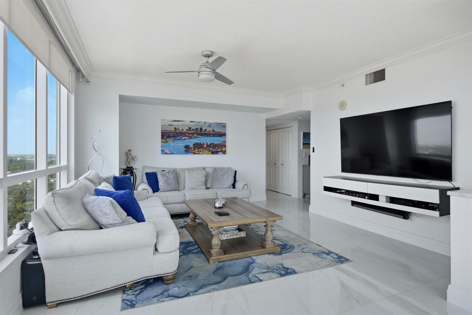 600 W Las Olas Boulevard # 1808s, Fort Lauderdale, FL 33312 photo 2