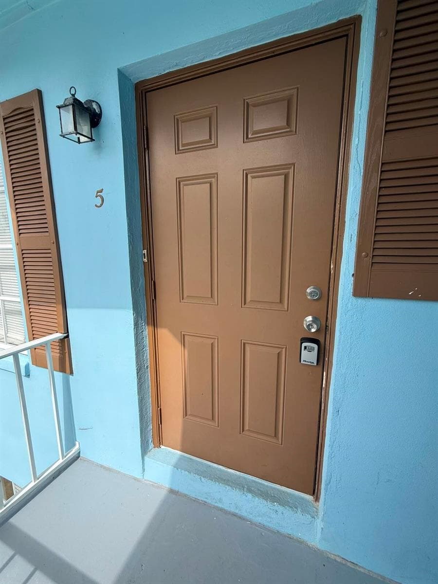 4951 Wedgewood Way # 5, West Palm Beach, FL 33417