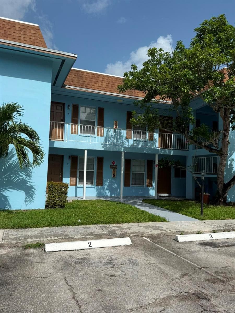 4951 Wedgewood Way # 5, West Palm Beach, FL 33417 photo 4