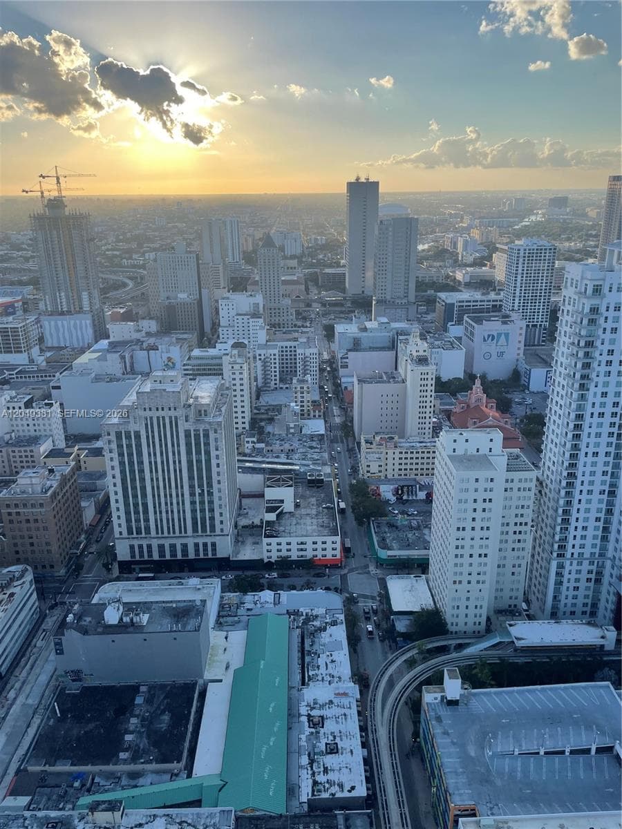 50 Biscayne Blvd # 5001, Miami, FL 33132 photo 2
