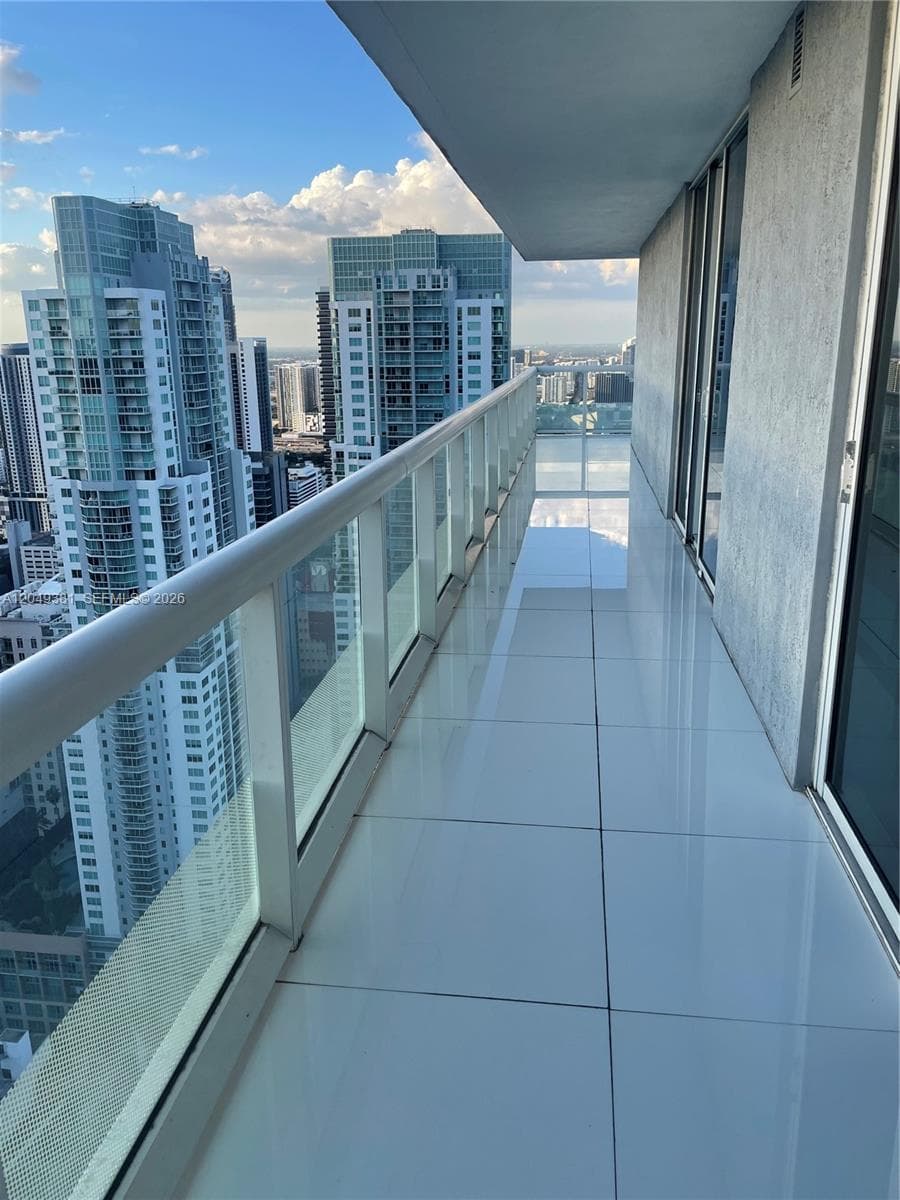 50 Biscayne Blvd # 5001, Miami, FL 33132 photo 4