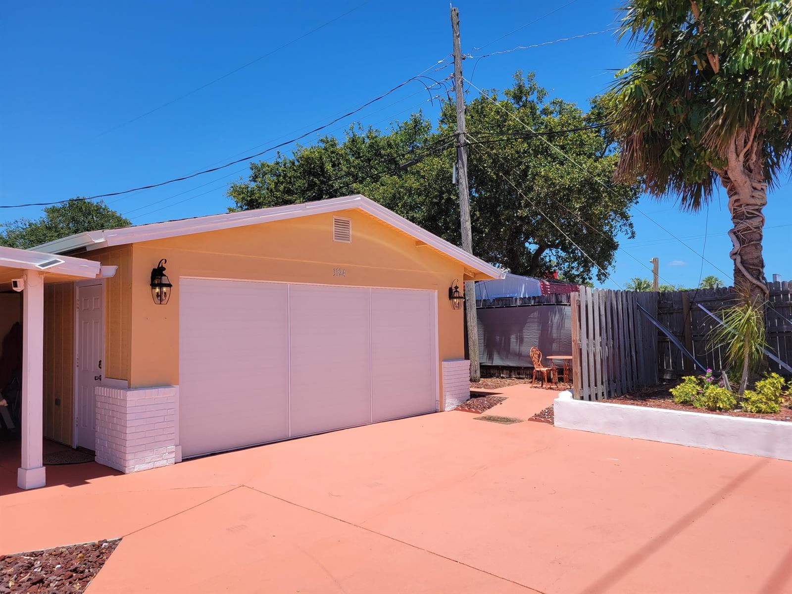 3124 NE Skyline Drive # B, Jensen Beach, FL 34957