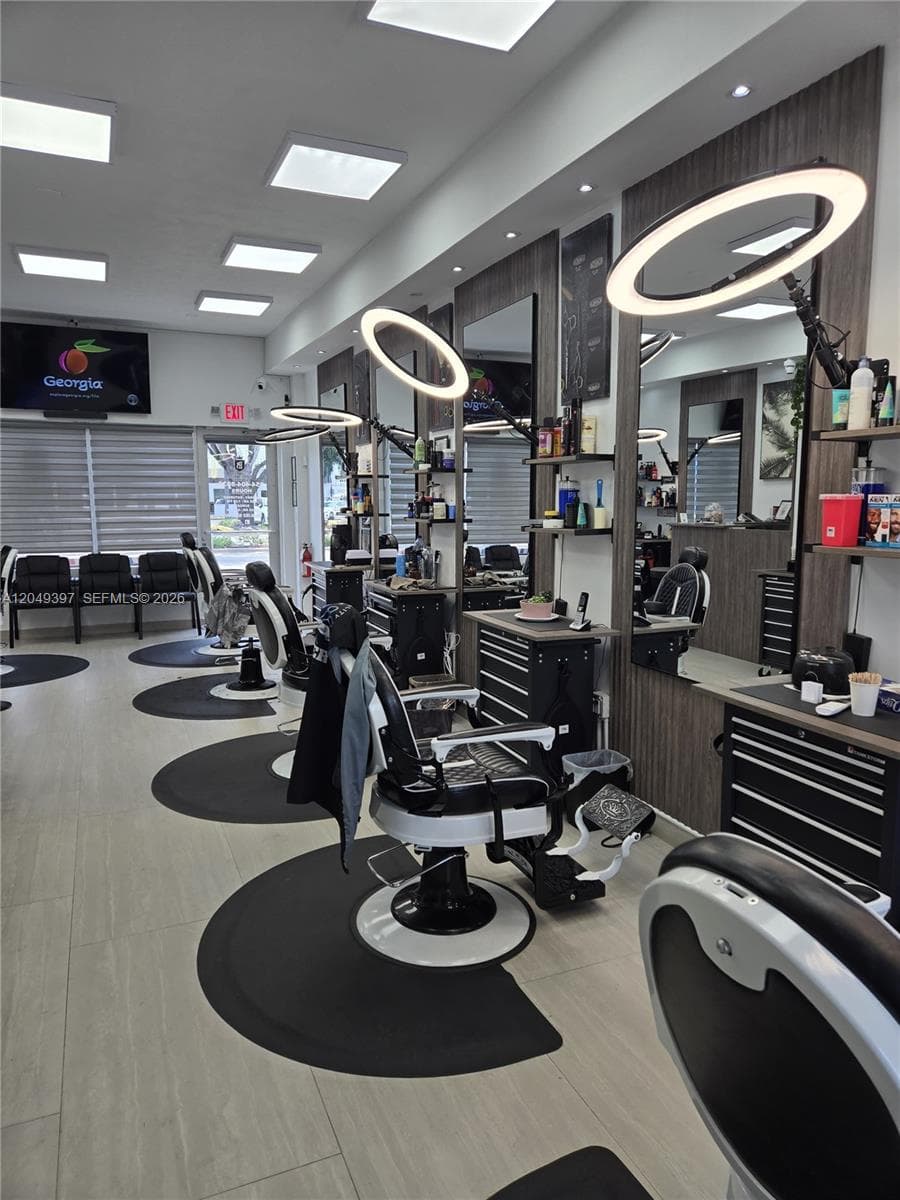218 N Federal Highway, Hallandale Beach, FL 33009 photo 5