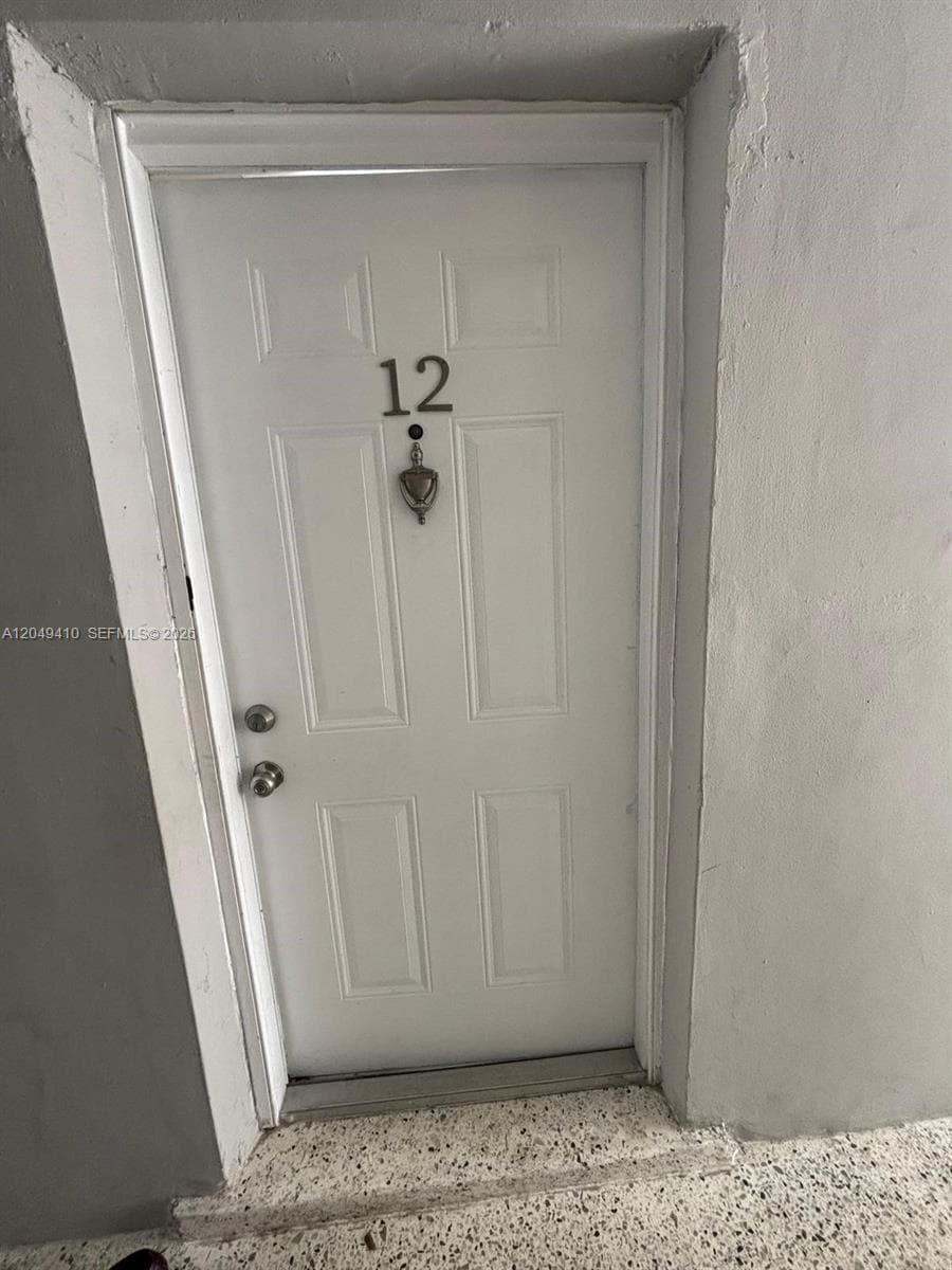1047 SW 7th St # 12, Miami, FL 33130