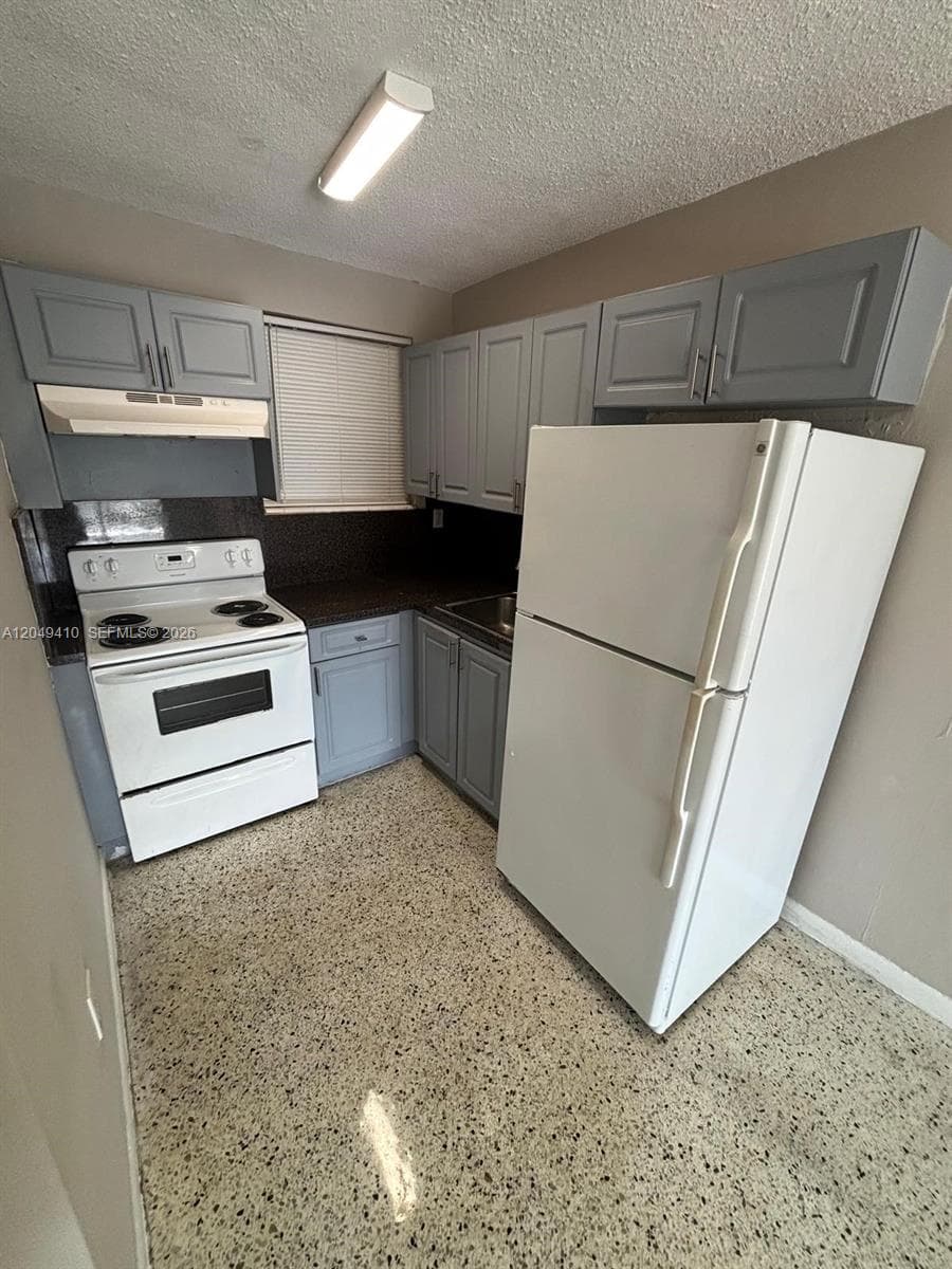 1047 SW 7th St # 12, Miami, FL 33130 photo 4