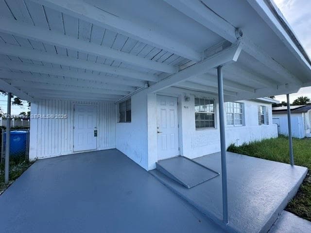 4221 SW 39th St, West Park, FL 33023 photo 2