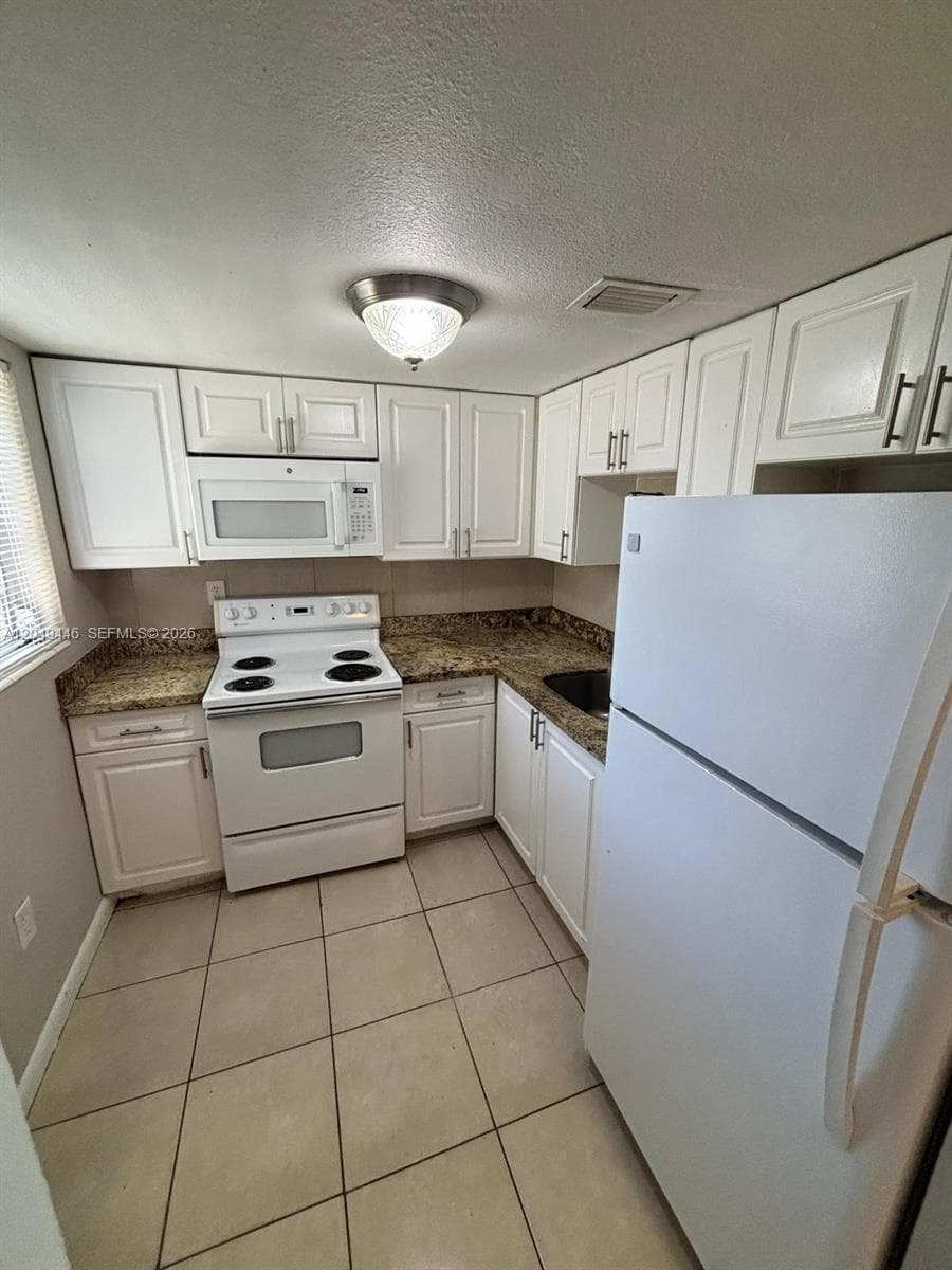 3050 S Dixie Hwy # 402, Miami, FL 33133 photo 2