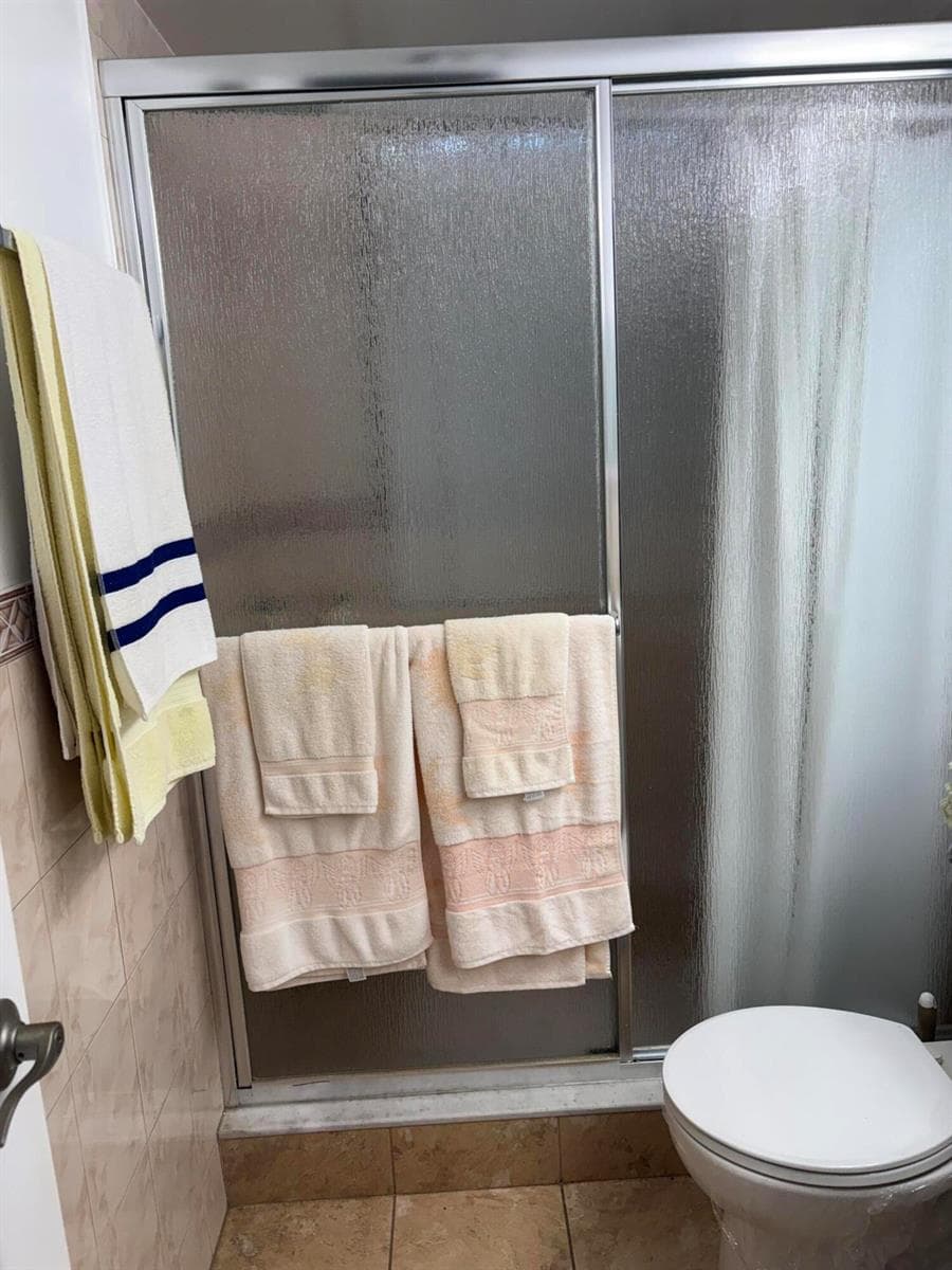 25 Kent B, West Palm Beach, FL 33417 photo 3