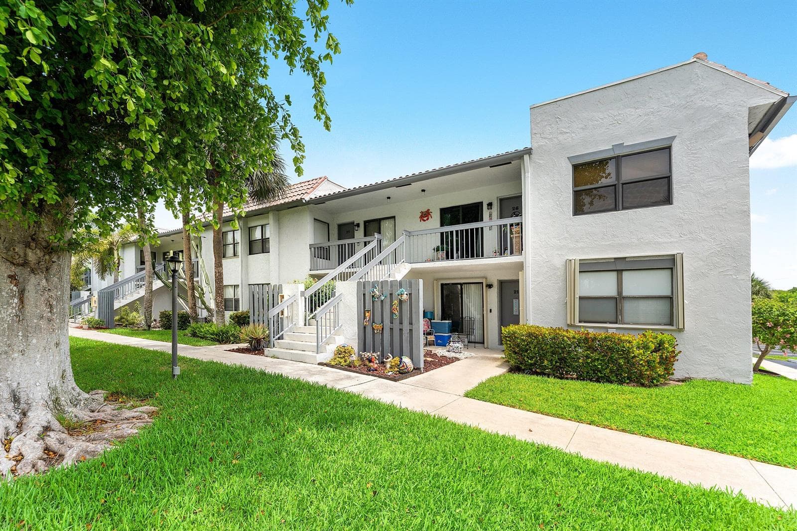105 Tropic Isle Drive # Apt 22d, Delray Beach, FL 33483 photo 3
