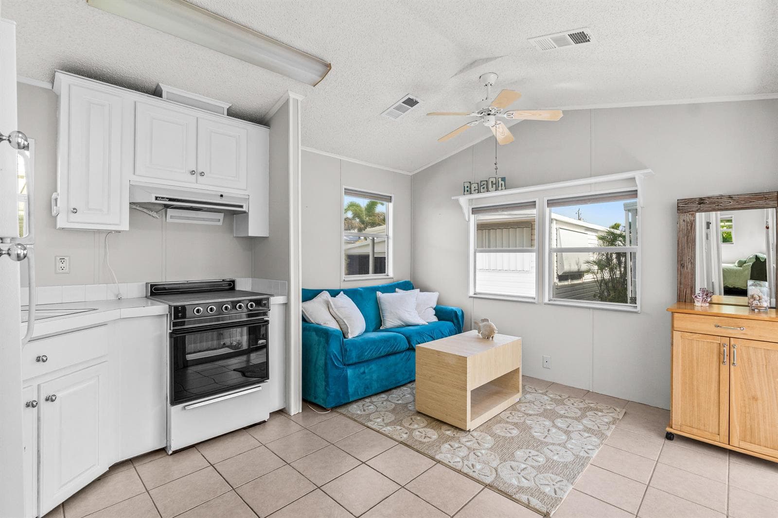 12 Hibiscus Drive # H, Briny Breezes, FL 33435 photo 5