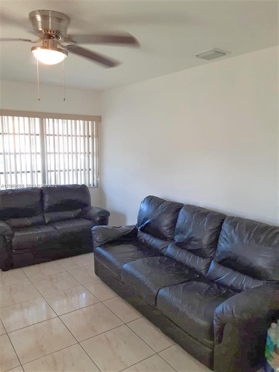 3062 NW 60th St, Miami, FL 33142 photo 3