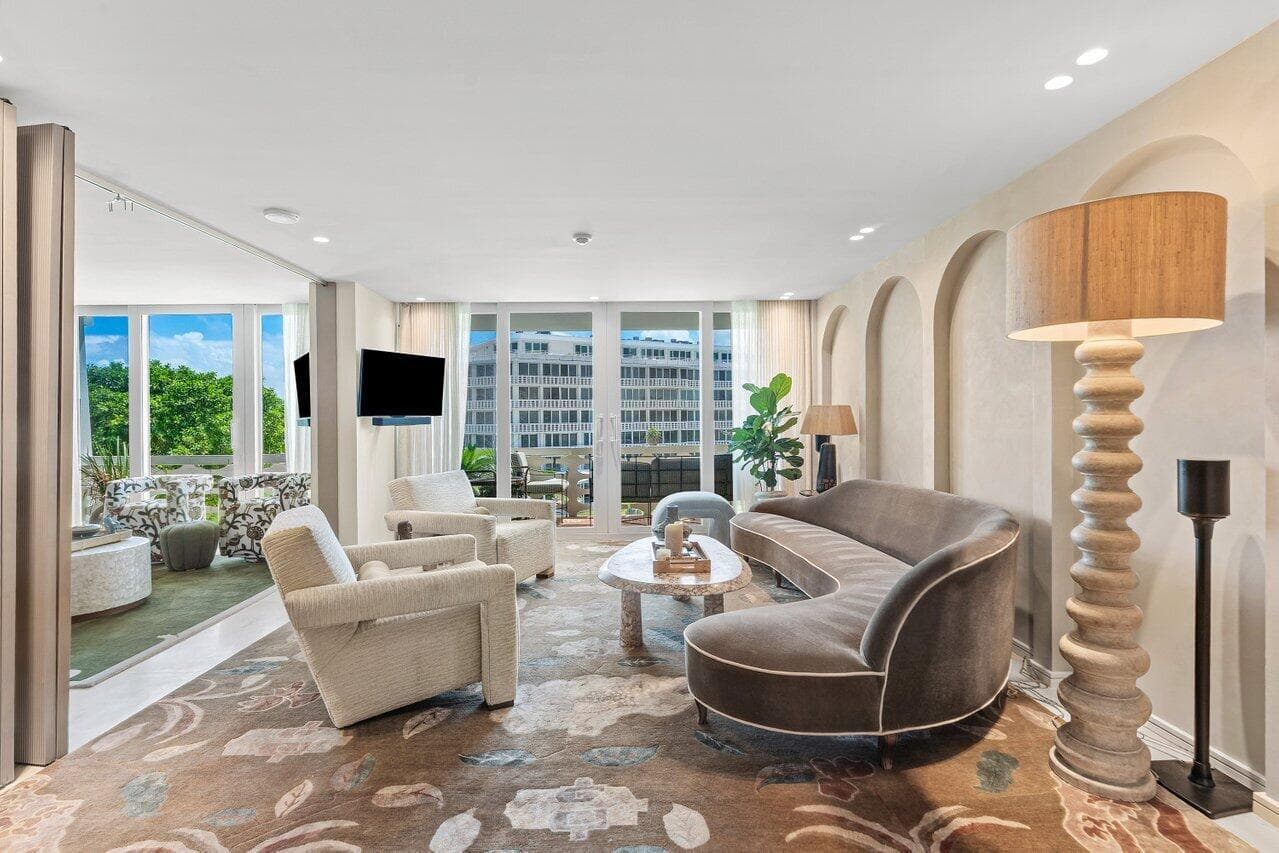 100 Sunrise Avenue # 418, Palm Beach, FL 33480