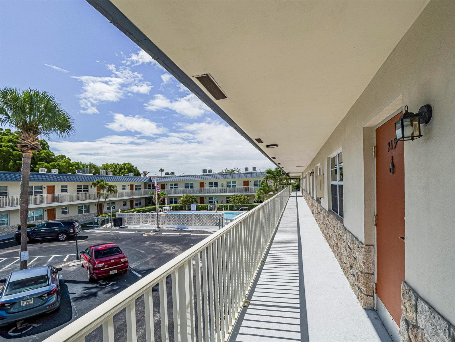 923 22nd Place # 219, Vero Beach, FL 32960 photo 4