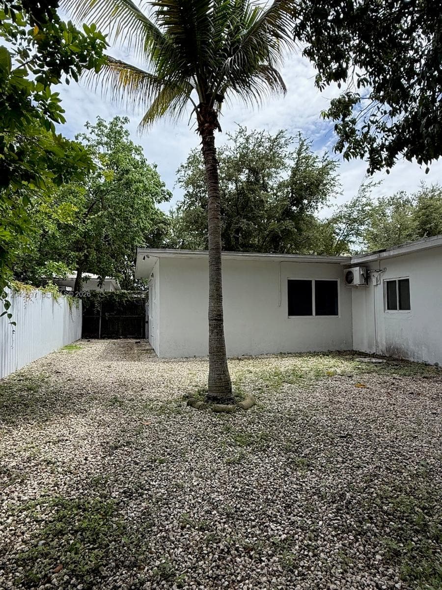 6723 NE Miami Pl # 3, Miami, FL 33138 photo 5