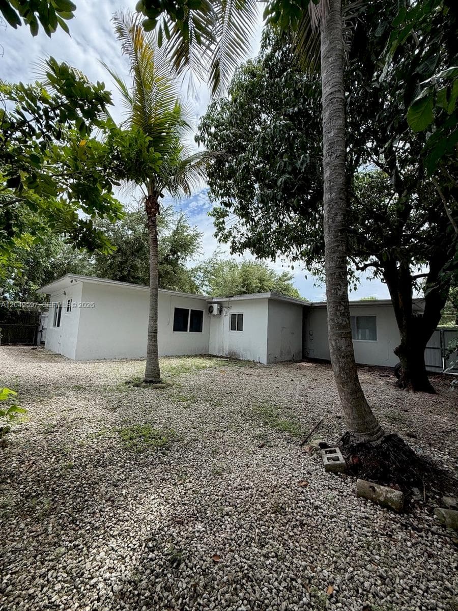 6723 NE Miami Pl # 3, Miami, FL 33138 photo 4