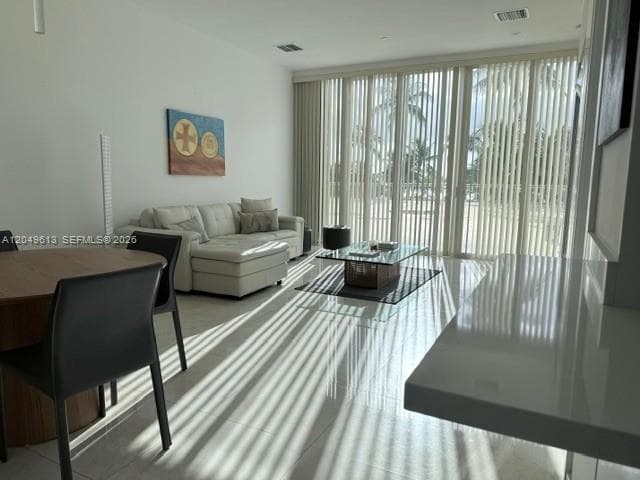 881 Ocean Dr # L2, Key Biscayne, FL 33149 photo 2