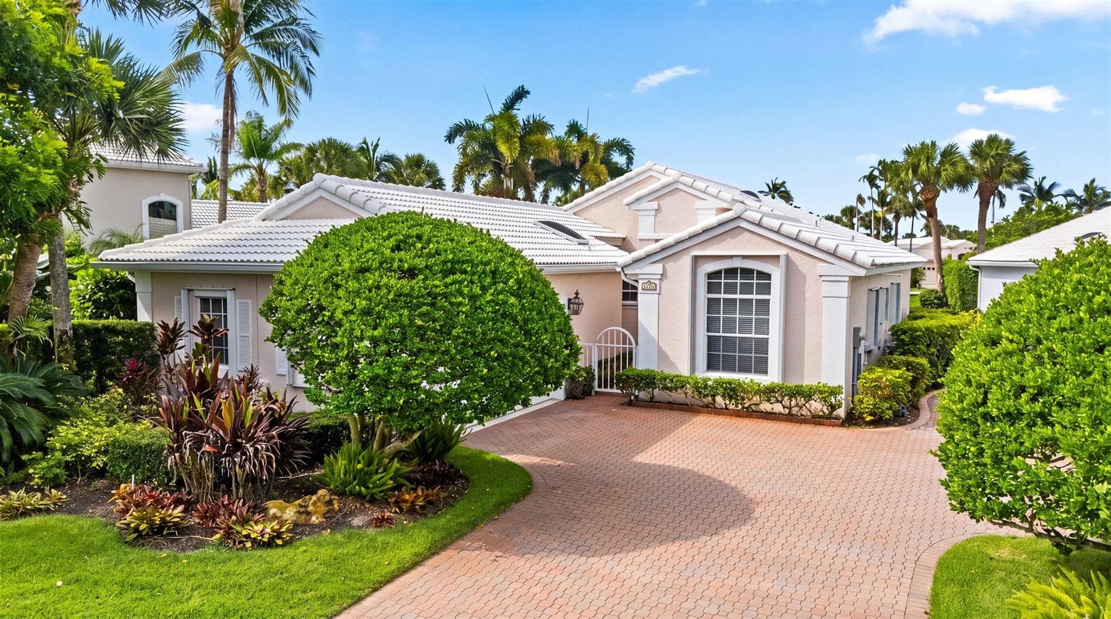 3878 N Longview Drive, Jupiter, FL 33477