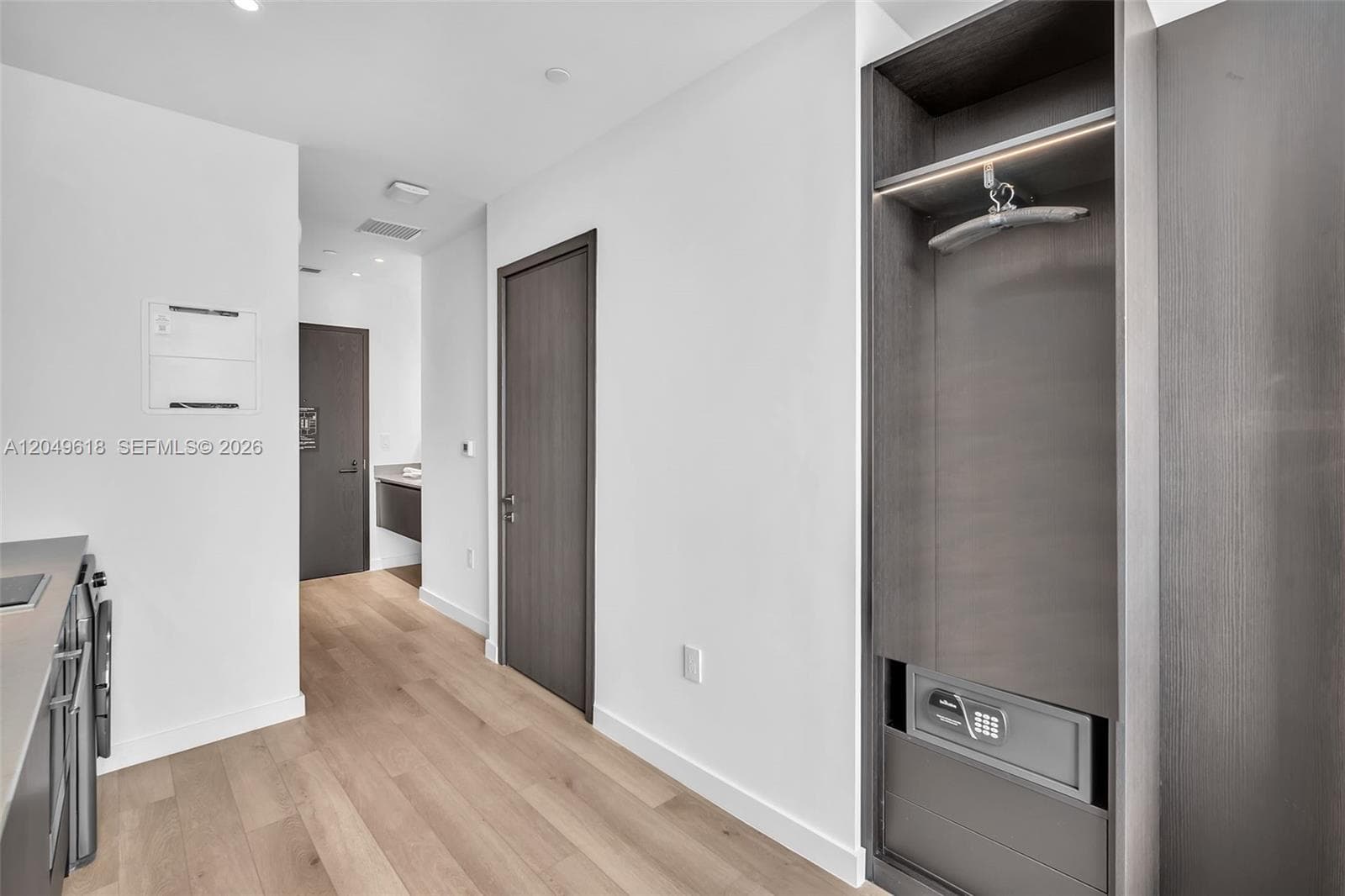 20 NE 11th St # 4607A, Miami, FL 33132 photo 5