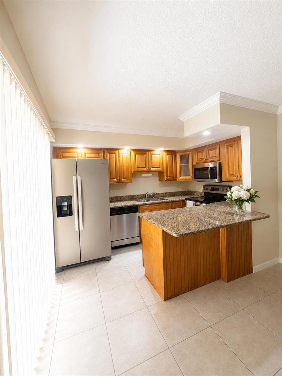 234 Lake Arbor Drive, Palm Springs, FL 33461 photo 4