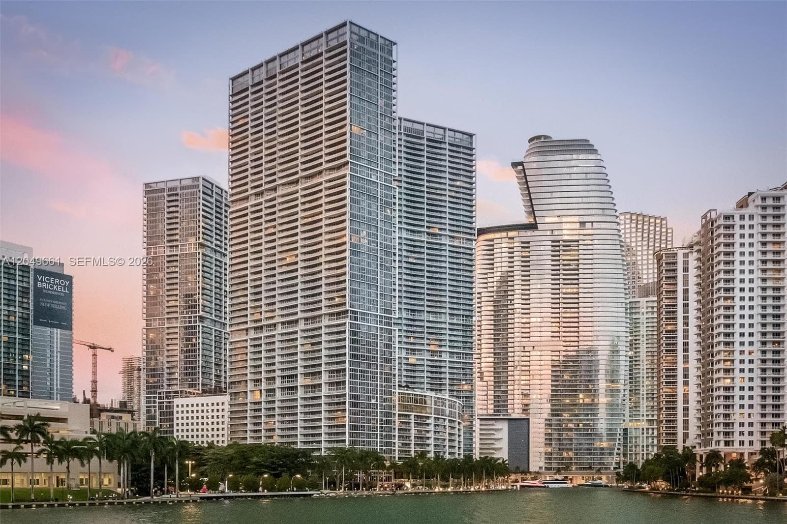 300 Biscayne Boulevard Way # 4808W, Miami, FL 33131 photo 2