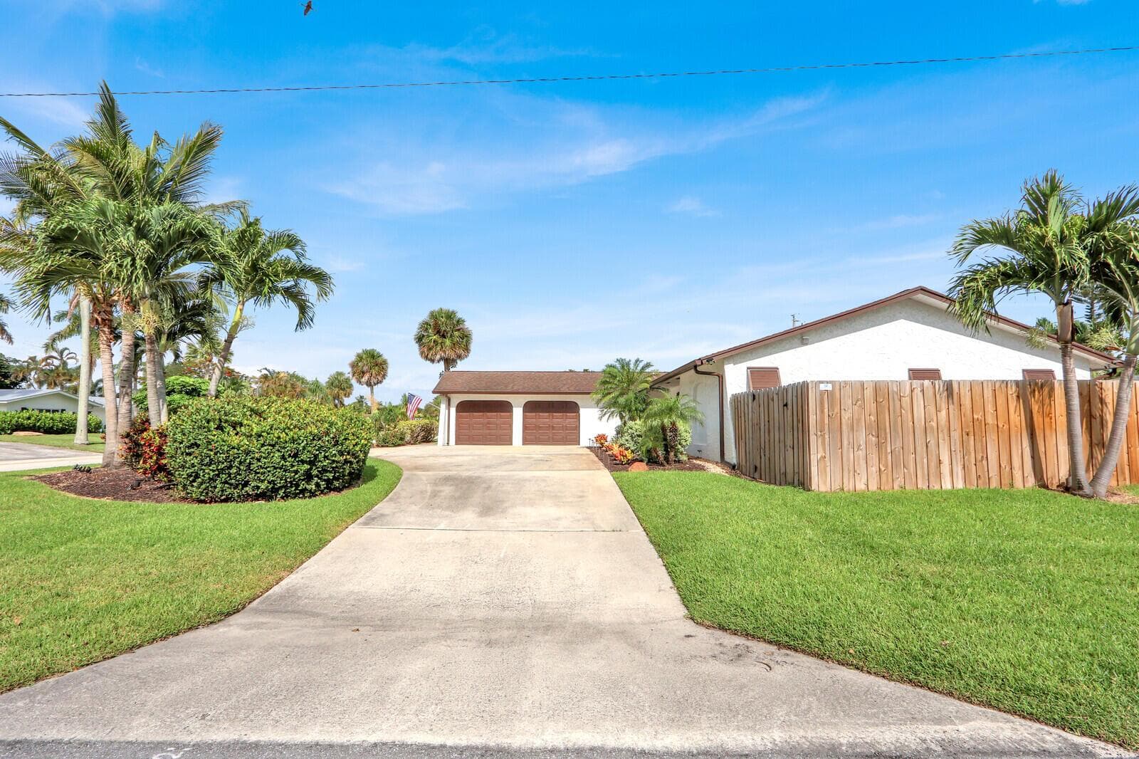 3739 Lighthouse Drive, Palm Beach Gardens, FL 33410 photo 2