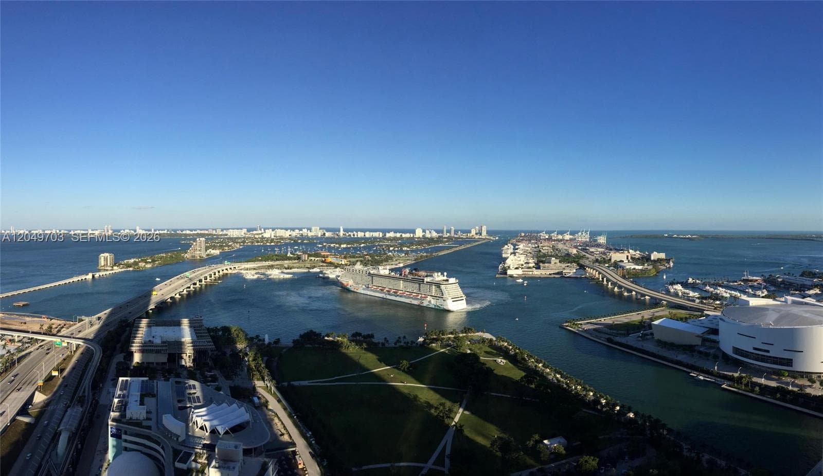 1040 Biscayne Blvd # 3802, Miami, FL 33132 photo 3