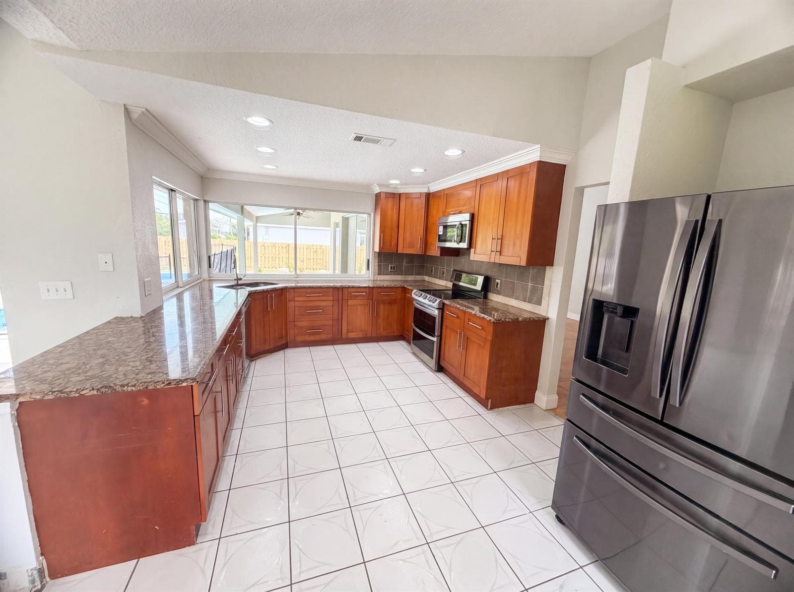 711 SE Celtic Avenue, Port St. Lucie, FL 34983 photo 2