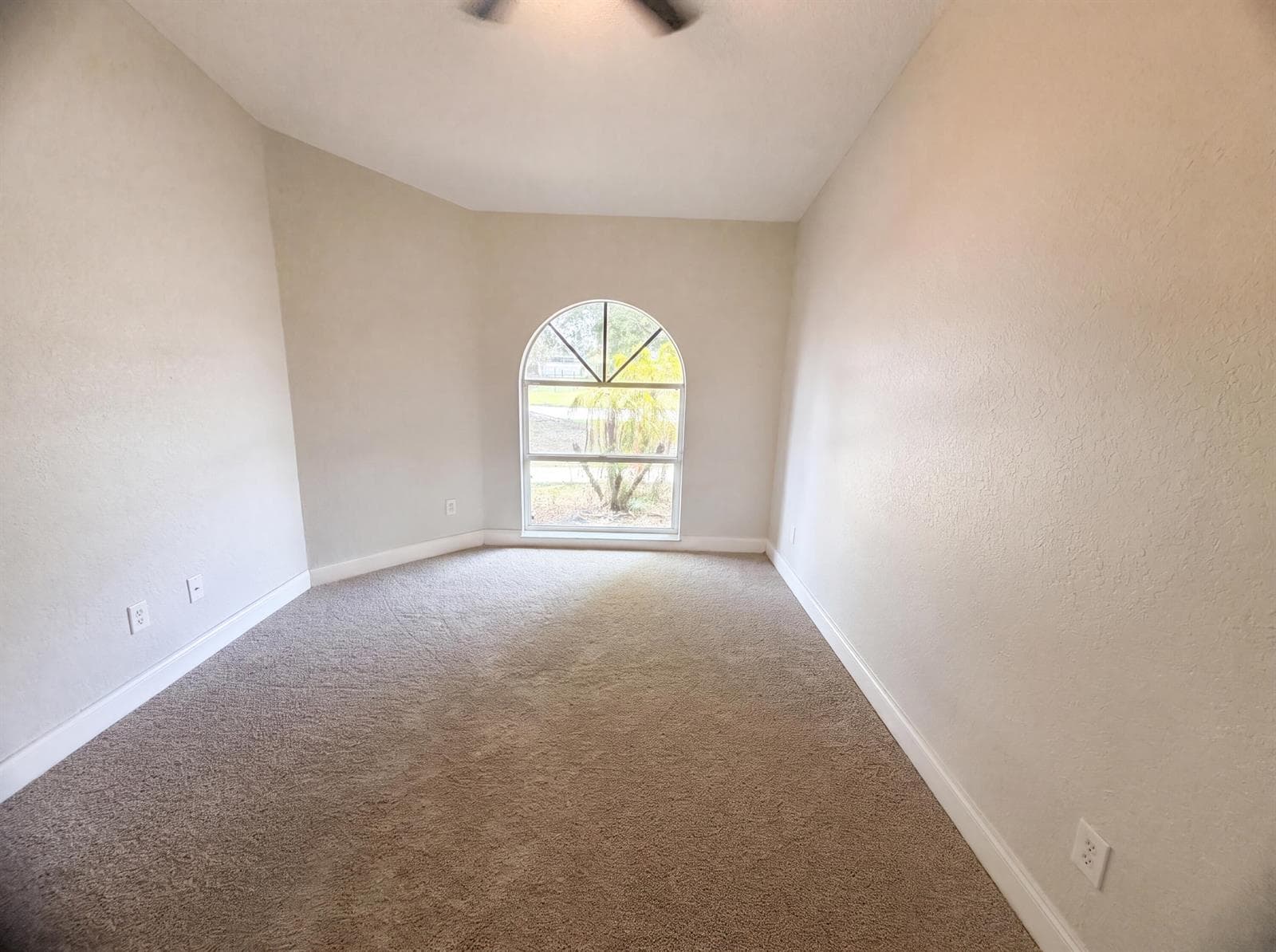 711 SE Celtic Avenue, Port St. Lucie, FL 34983 photo 4