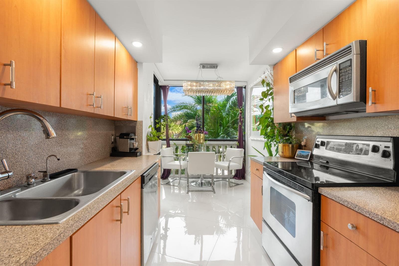 1000 E Island Boulevard # 305, Aventura, FL 33160 photo 5