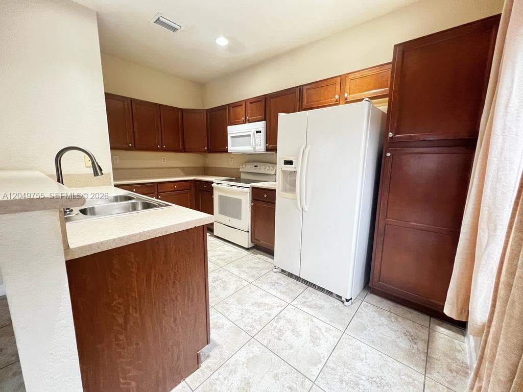17001 SW 96th St, Miami, FL 33196 photo 3
