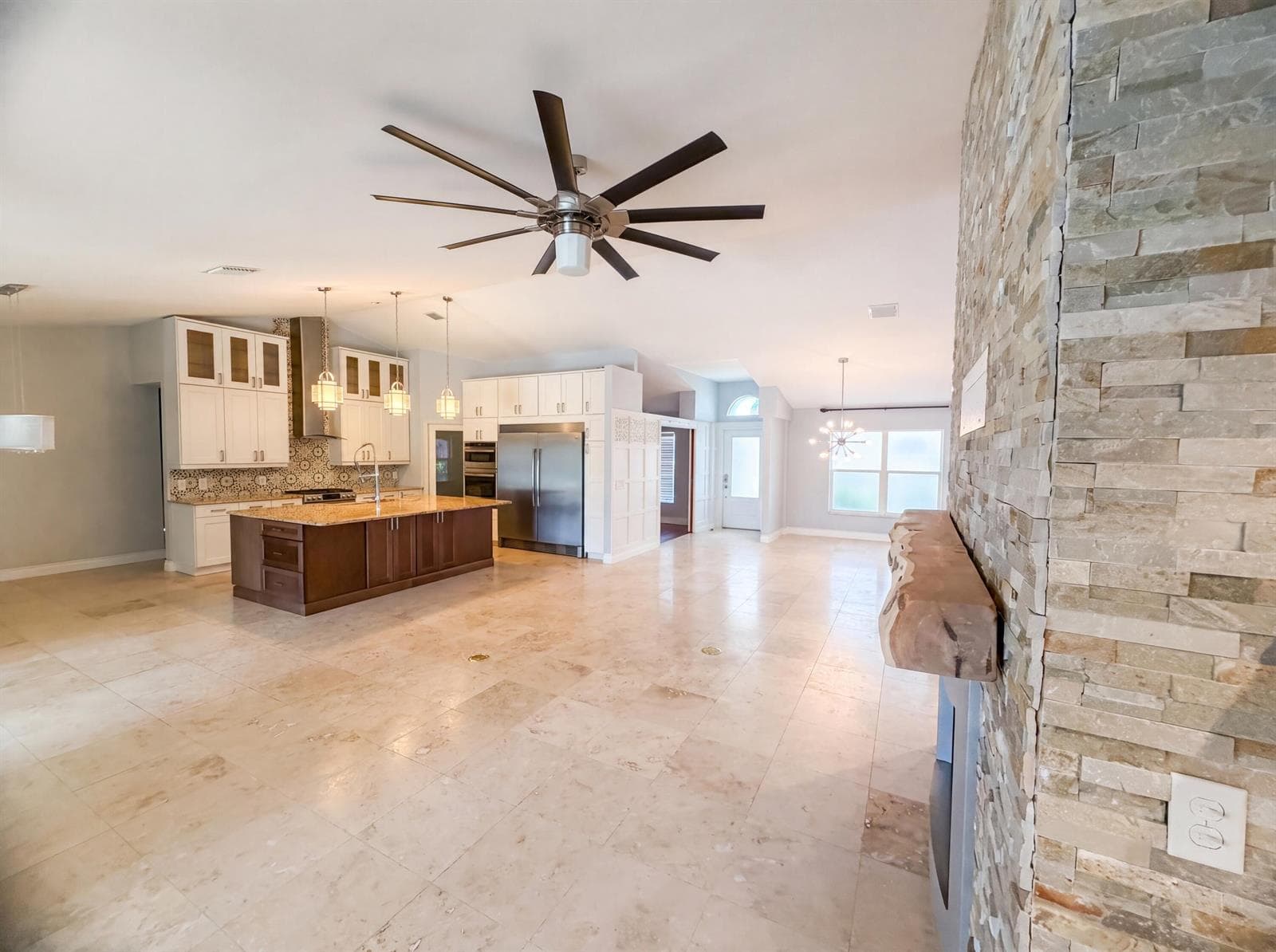 2902 Serenity Circle S, Fort Pierce, FL 34981 photo 2