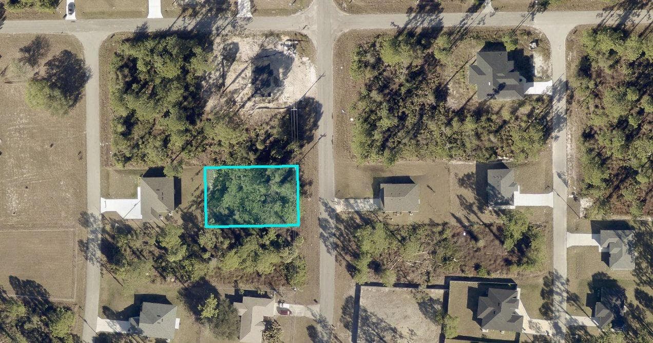 308 Mcarthur Boulevard, Lehigh Acres, FL 33974