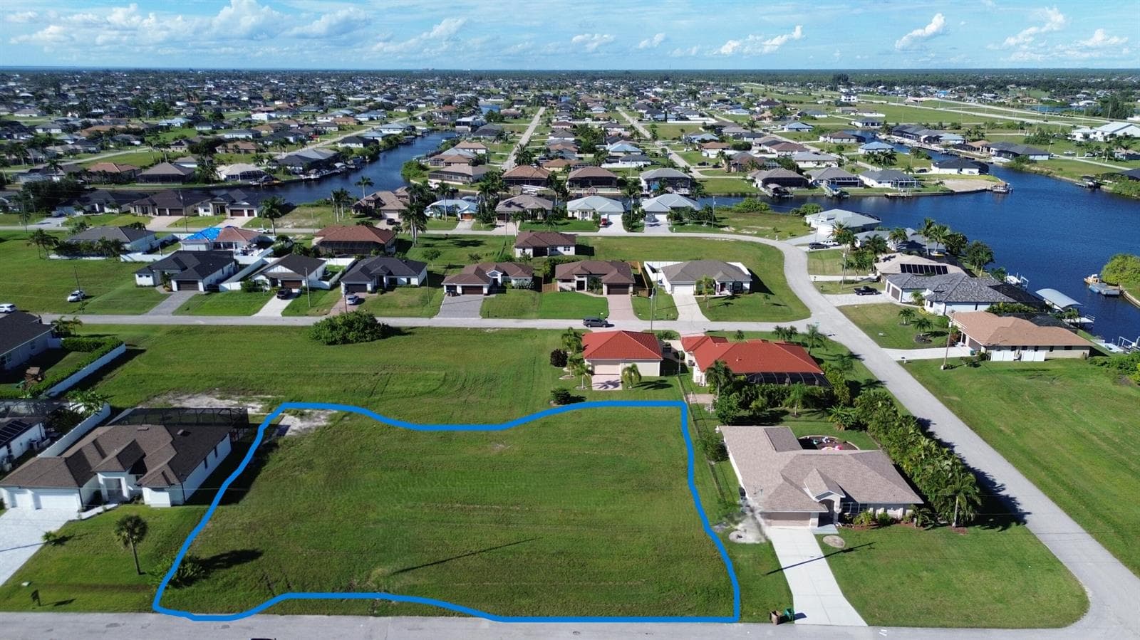 3325 NW 8th Terrace, Cape Coral, FL 33993