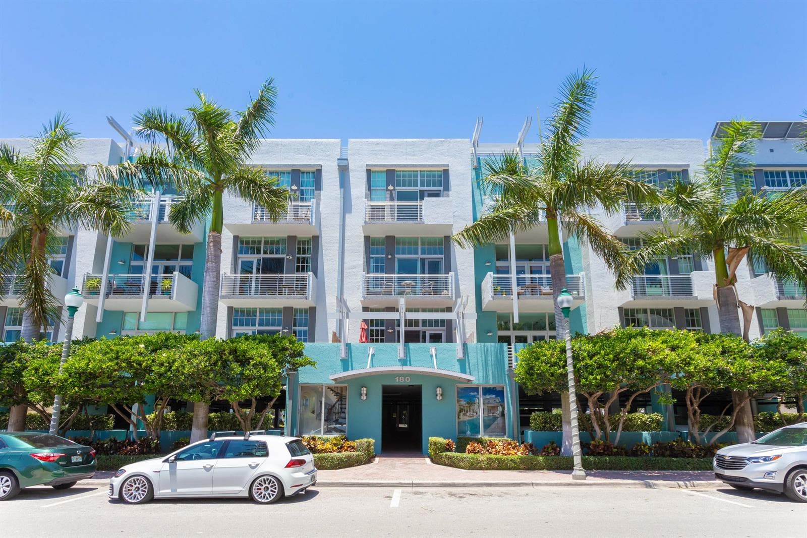 180 NE 4th Avenue # 307, Delray Beach, FL 33483