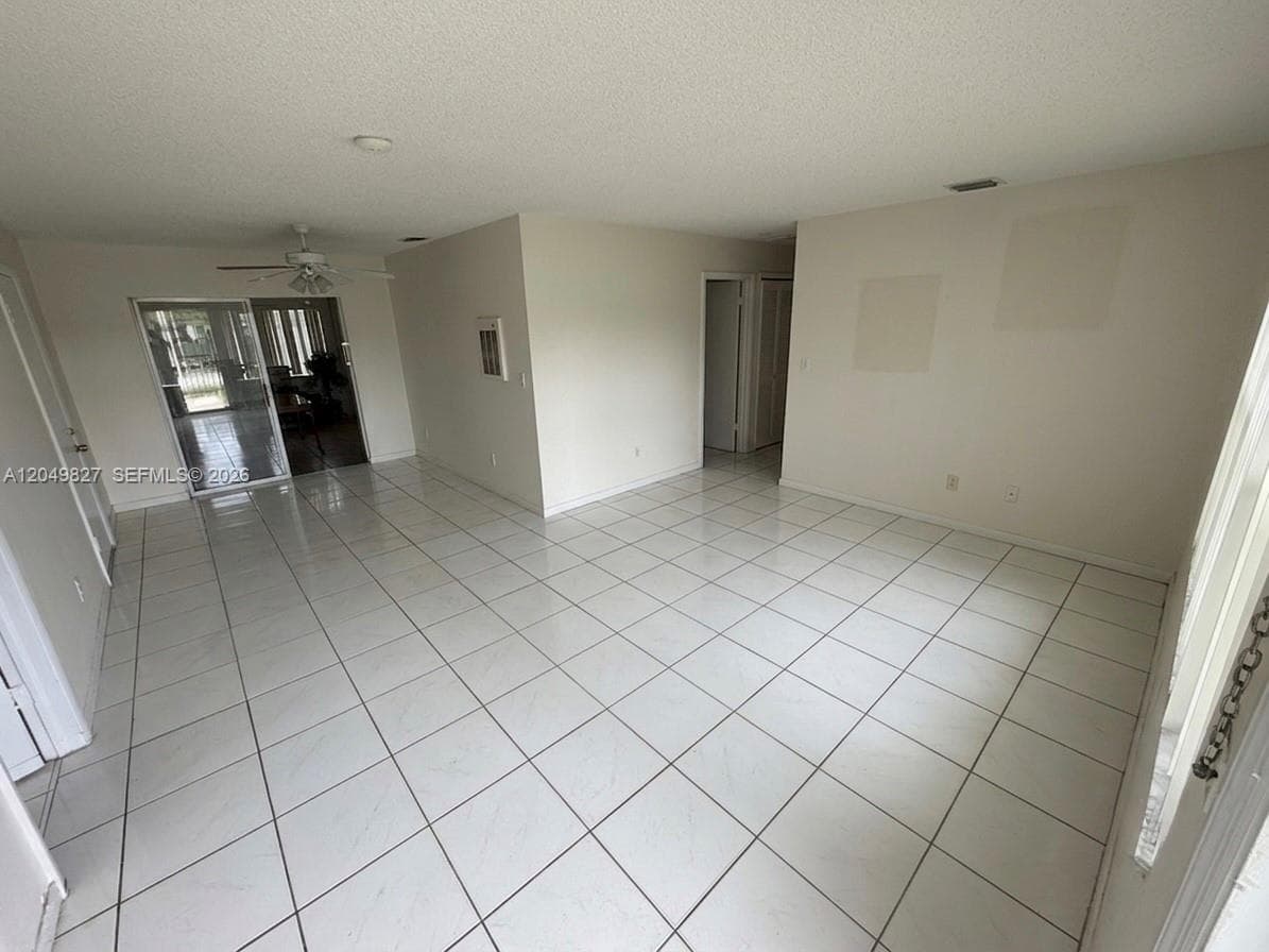 3851 NW 210th Ter, Miami Gardens, FL 33055 photo 4