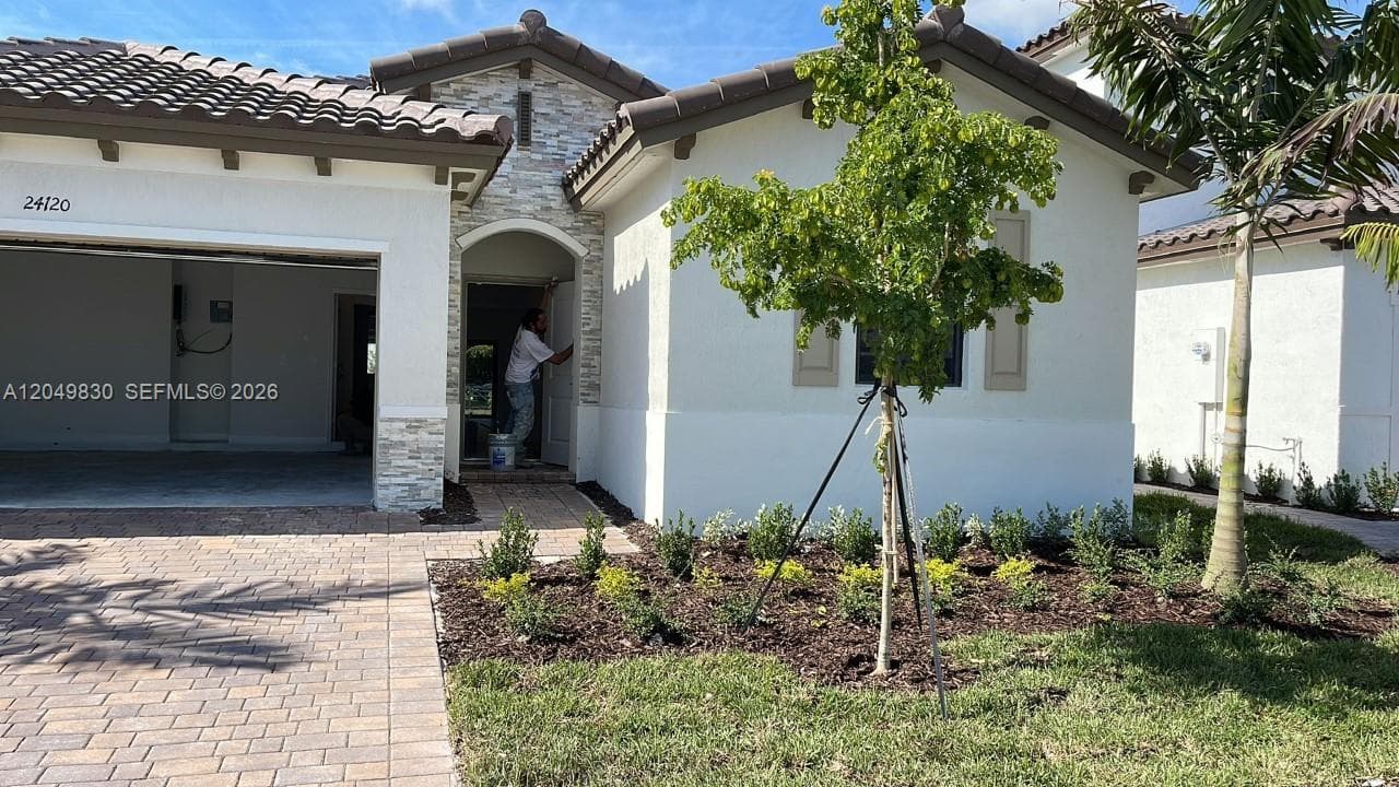 24120 SW 119th Pl # 24120, Homestead, FL 33032 photo 5