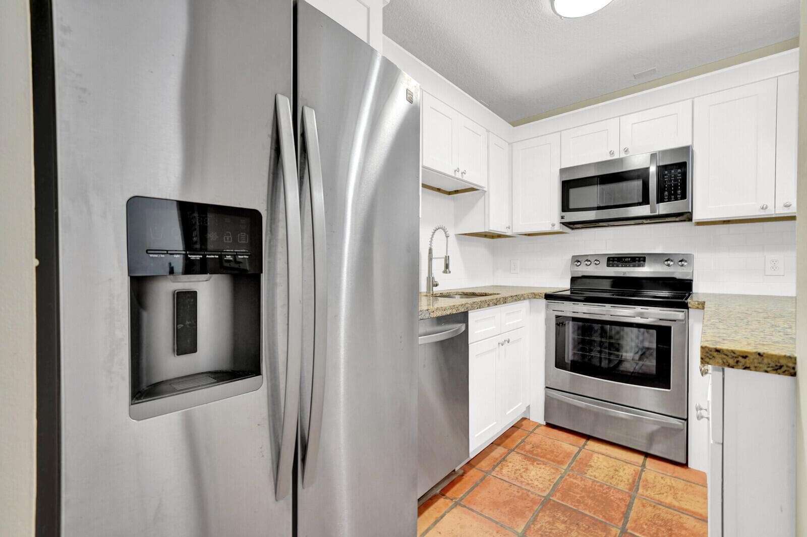 2625 Lowson Boulevard # B, Delray Beach, FL 33445 photo 5