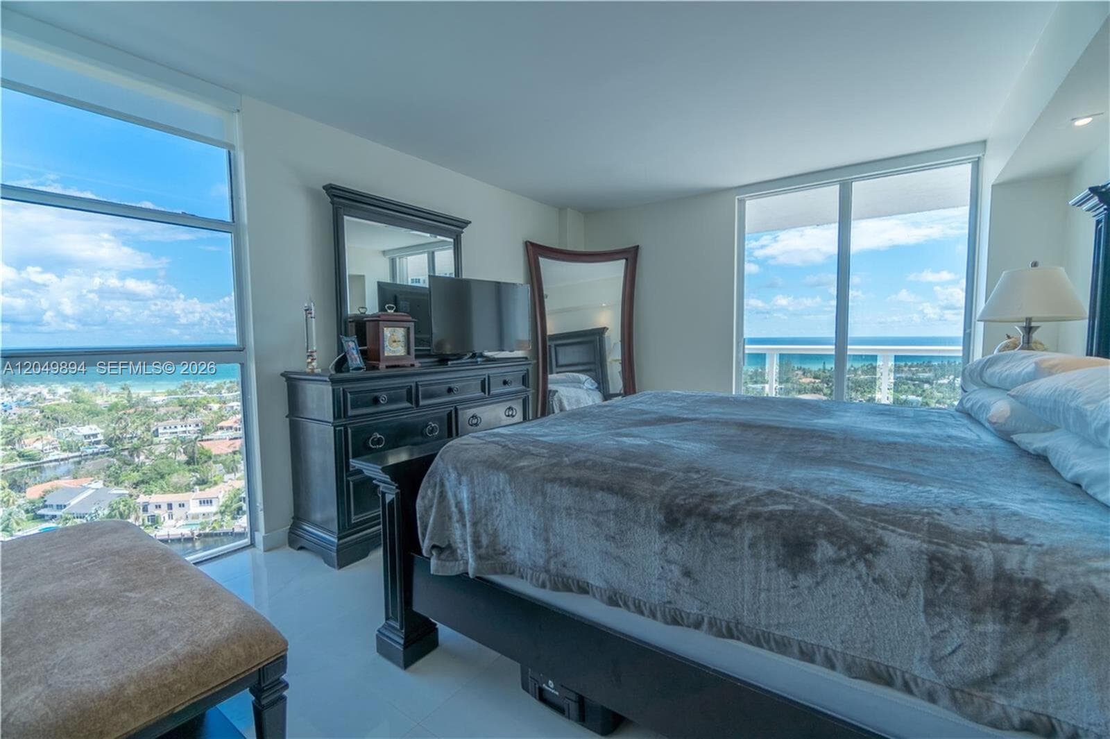 20515 E Country Club Dr # 2244, Aventura, FL 33180 photo 2